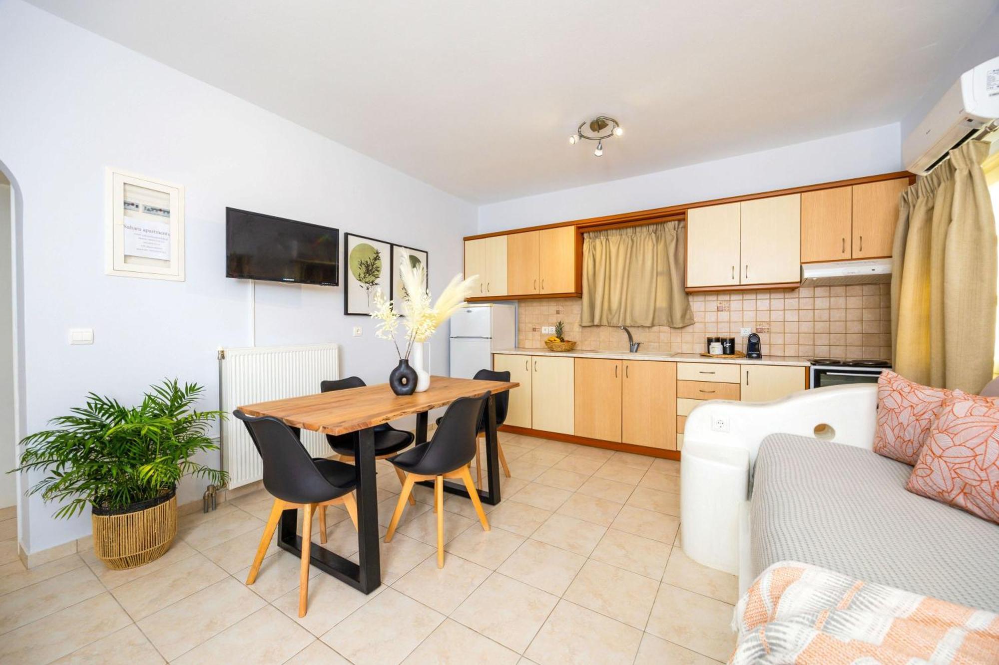 Sahara Beach Apartments - Kastraki Kastrákion Esterno foto